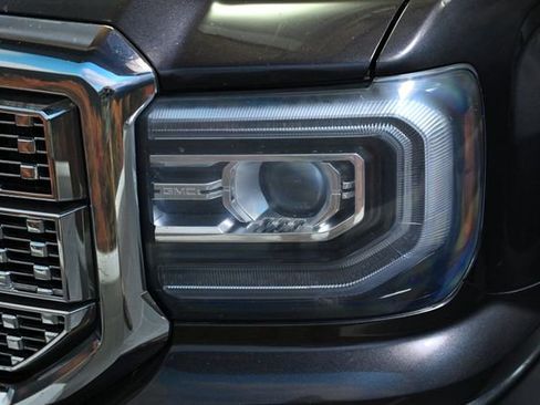 Used 2016 GMC Sierra 1500 Denali w/ Enhanced Driver Alert Package image 19