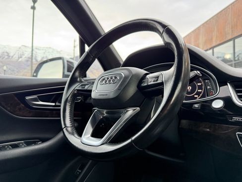 Used 2017 Audi Q7 3.0T Premium Plus w/ Premium Plus Package image 10