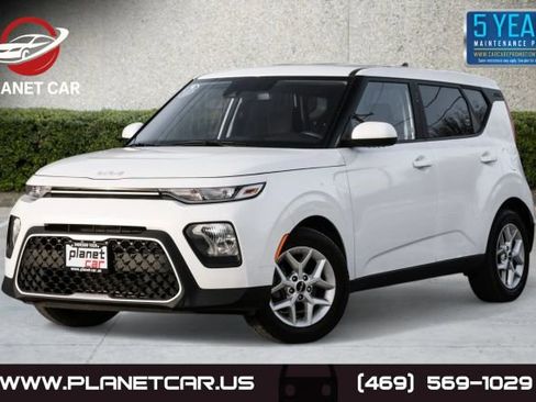 Used 2022 Kia Soul LX w/ Technology Package image 1