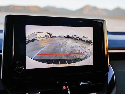 Used 2024 Toyota Corolla SE image 24