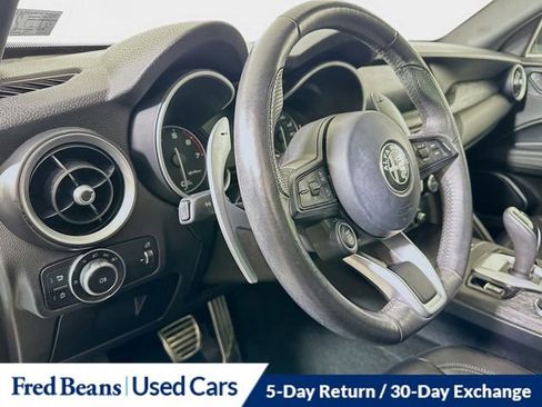 Used 2022 Alfa Romeo Stelvio Sprint AWD/4WD image 11