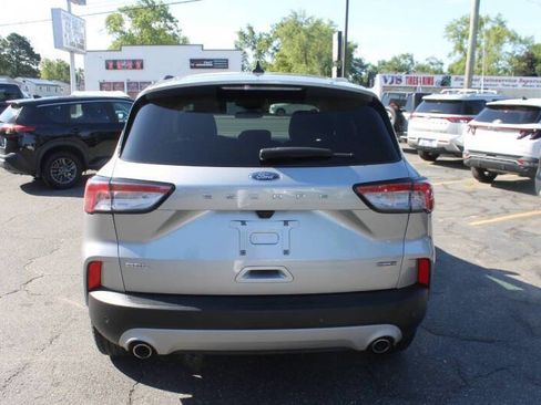 Used 2021 Ford Escape SEL image 11