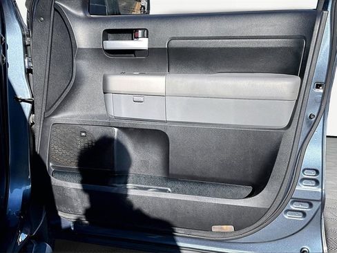 Used 2008 Toyota Tundra Limited image 25