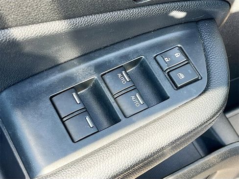 Used 2022 Honda Pilot Sport image 17