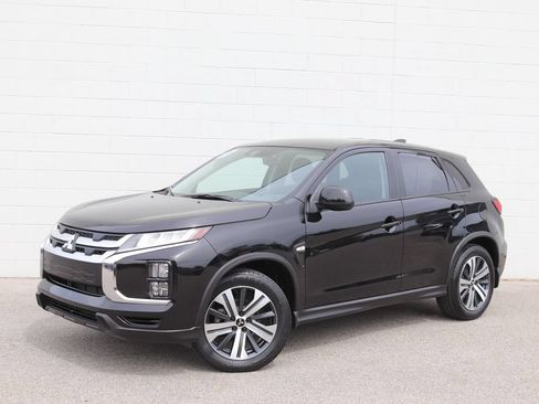 Used 2023 Mitsubishi Outlander Sport SE AWD/4WD image 28