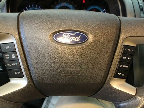 Used 2011 Ford Fusion SE image 20