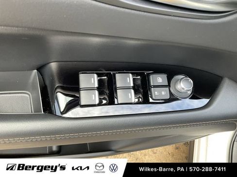 Used 2022 MAZDA CX-5 AWD 2.5 S w/ Premium Package image 5