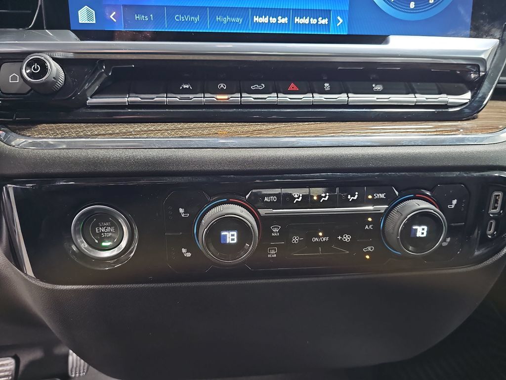 Used 2023 Chevrolet Silverado 1500 LT AWD/4WD image 20