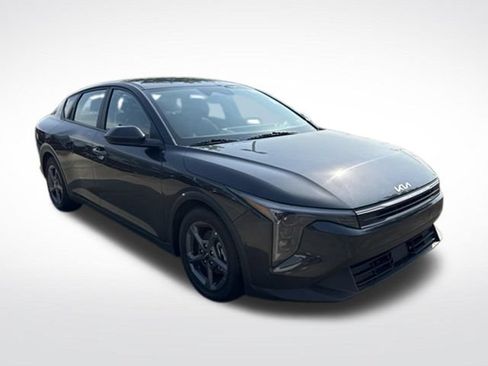 Used 2025 Kia K4 FWD image 11