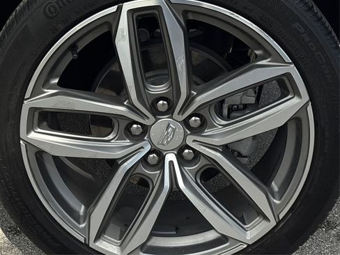 Certified 2023 Cadillac XT4 Sport image 15