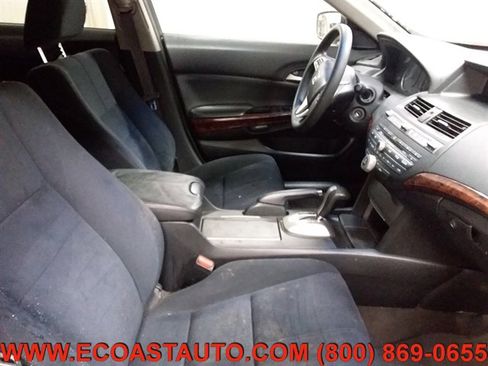 Used 2010 Honda Crosstour EX image 13