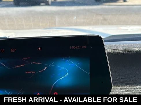 Used 2025 Ford Expedition Active image 13