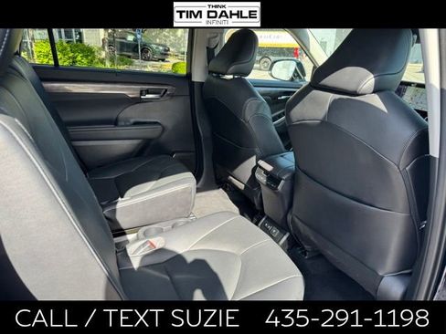 Used 2021 Toyota Highlander Limited AWD/4WD image 22
