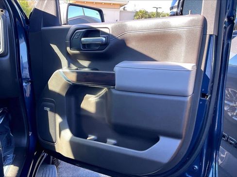 Used 2020 GMC Sierra 1500 SLT w/ SLT Premium Plus Package image 22