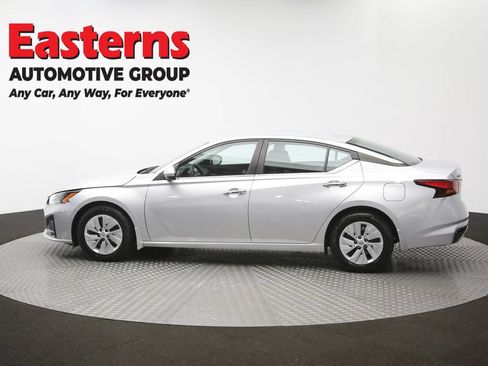 Used 2023 Nissan Altima 2.5 S FWD image 59