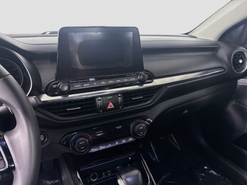 Used 2019 Kia Forte EX w/ Option Group 020 FWD image 18