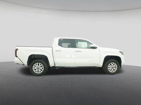 New 2025 Toyota Tacoma SR5 image 27