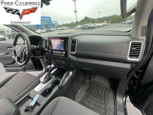 Used 2023 Nissan Frontier SV AWD/4WD image 34