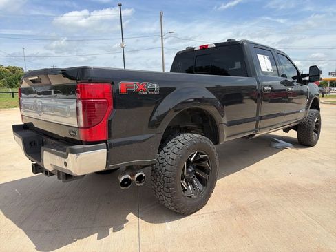 Used 2021 Ford F350 King Ranch w/ King Ranch Ultimate Package AWD/4WD image 3