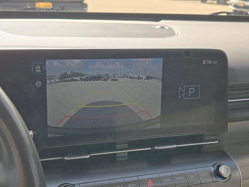 Used 2024 Hyundai Kona SEL FWD image 17