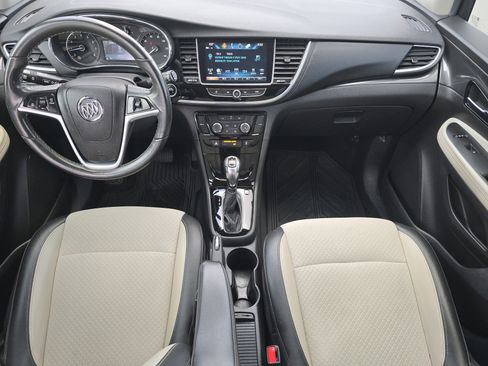 Used 2020 Buick Encore Preferred w/ Safety Package image 5