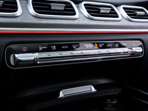 Certified 2022 Mercedes-Benz GLE 350 4MATIC image 28