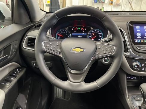 Used 2024 Chevrolet Equinox LT AWD/4WD image 20