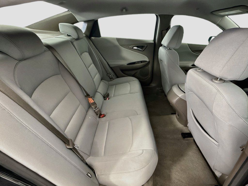 Used 2023 Chevrolet Malibu LS FWD image 20