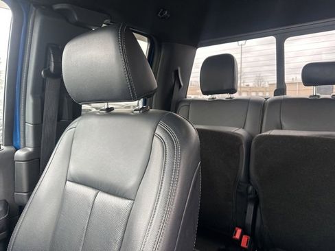 Used 2022 Ford F250 Lariat w/ Chrome Package image 9