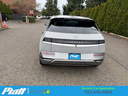 Used 2024 Hyundai Ioniq 5 Limited image 9