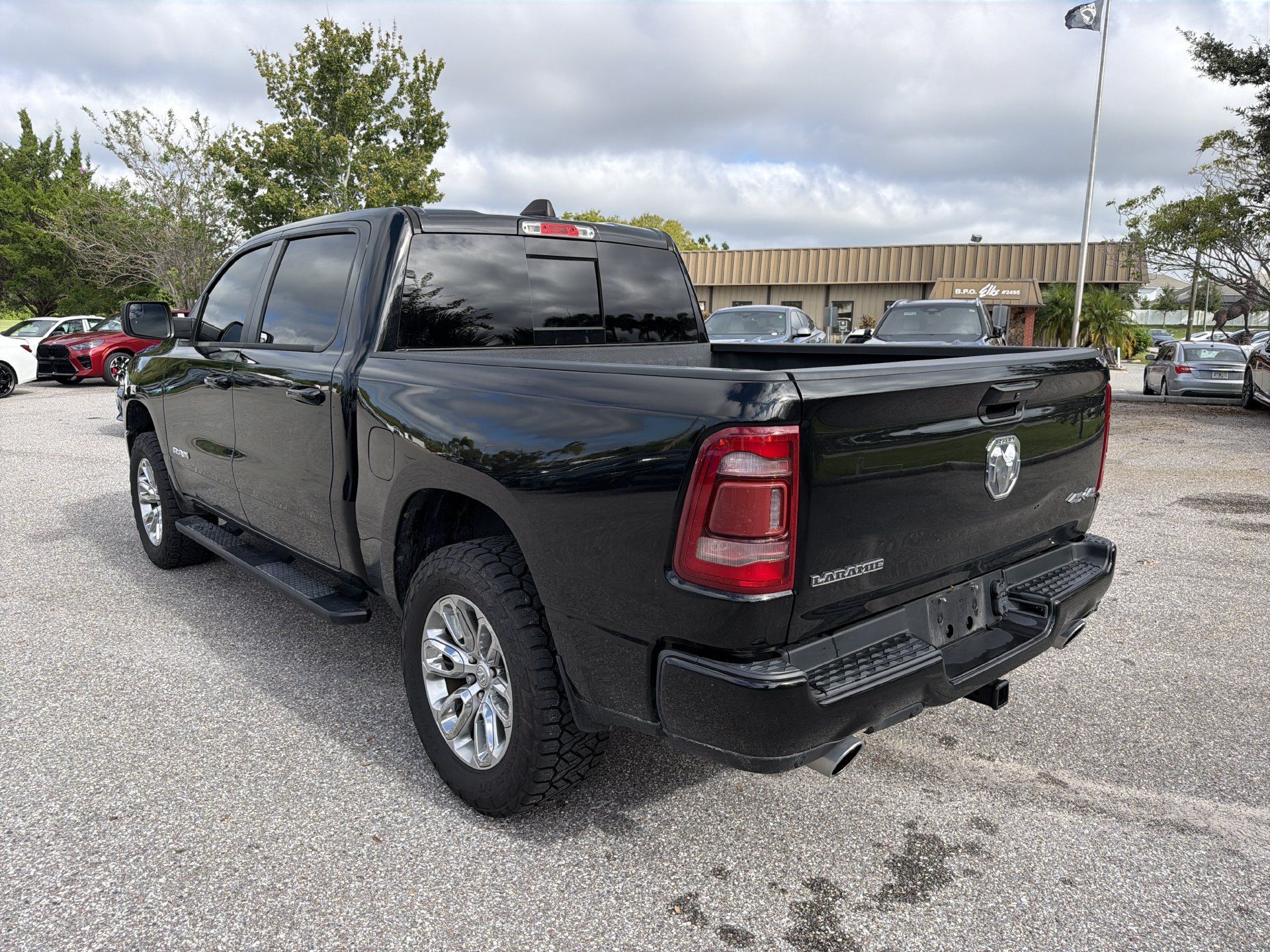 Used 2023 RAM 1500 Laramie AWD/4WD image 6
