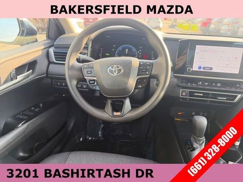 Used 2025 Toyota Camry LE image 13