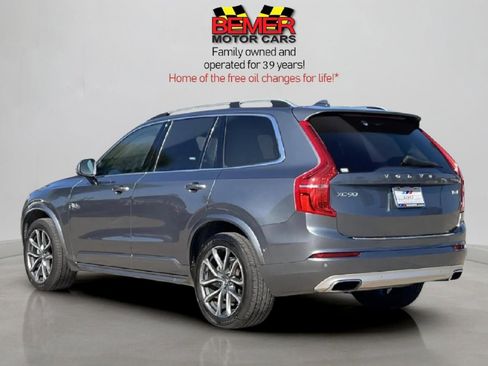 Used 2018 Volvo XC90 T6 Momentum w/ Convenience Package image 3