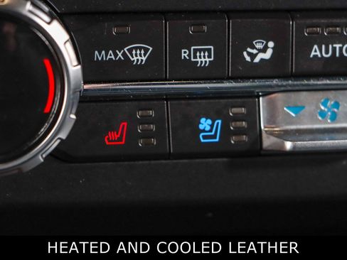 Used 2022 Ford F250 Lariat w/ Lariat Value Package image 22