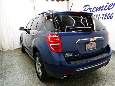 Used 2017 Chevrolet Equinox Premier w/ Enhanced Convenience Package AWD/4WD image 4