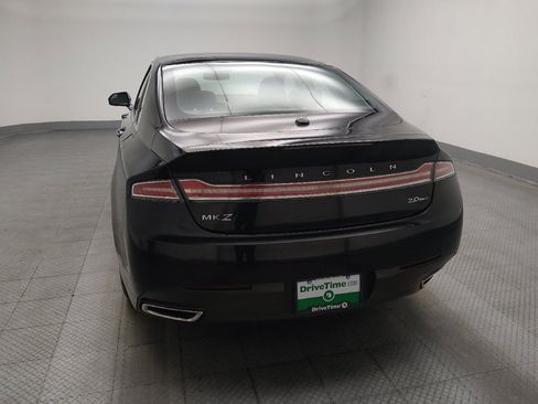 Used 2014 Lincoln MKZ FWD image 6