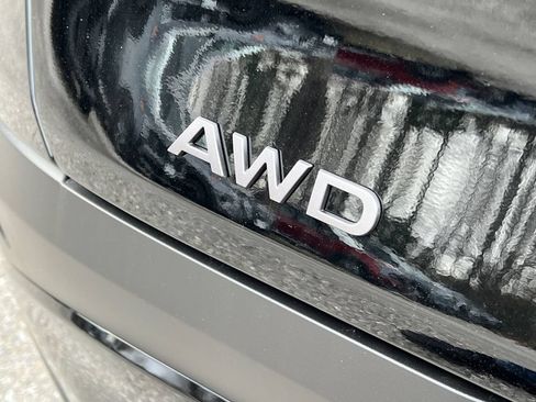 New 2026 Nissan Murano SV AWD/4WD image 23