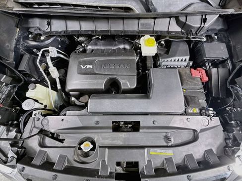 Used 2022 Nissan Pathfinder S FWD image 29