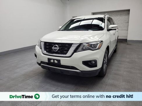Used 2019 Nissan Pathfinder SL image 1