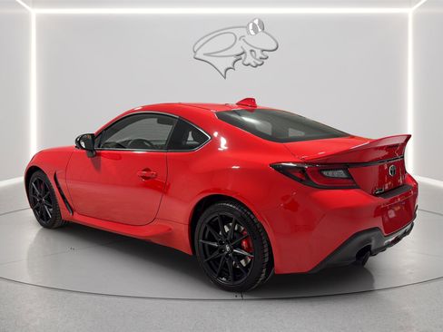 Used 2025 Toyota GR86 Premium w/ Performance Package RWD image 3