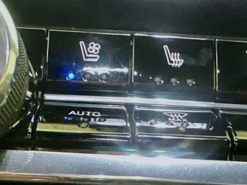 Used 2024 Chevrolet Colorado ZR2 w/ ZR2 Bison Edition image 24