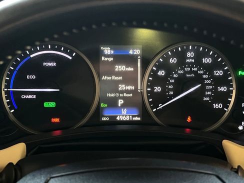 Used 2019 Lexus NX 300h AWD w/ Premium Package image 32