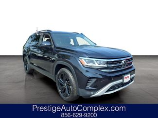 Certified 2023 Volkswagen Atlas SE w/ Black Wheel Package AWD/4WD video 1