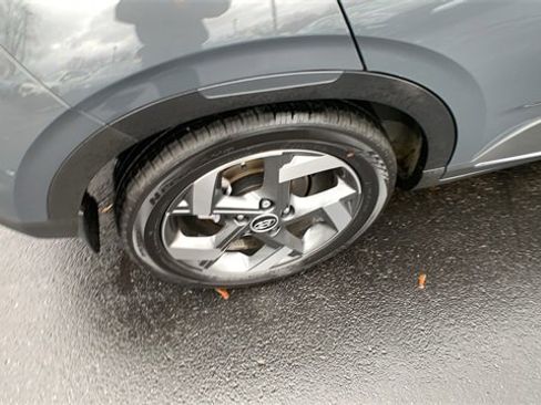Certified 2025 Hyundai Venue Limited image 26