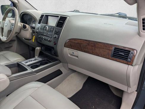 Used 2010 Nissan Armada Titanium RWD image 11