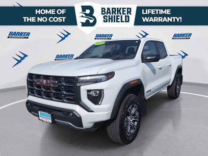 Used 2025 GMC Canyon AT4 w/ AT4 Premium Package