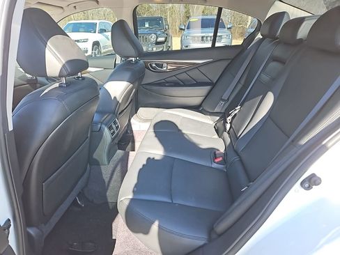 Used 2018 INFINITI Q50 Luxe w/ Essential Package (3.0T Luxe) image 14