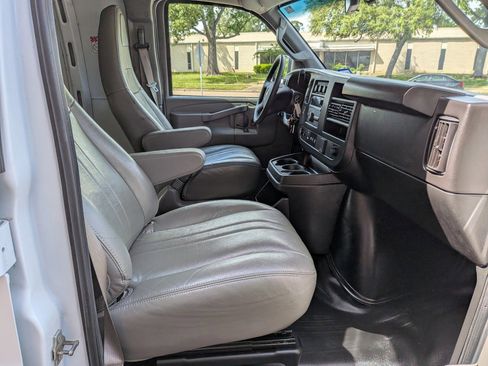 Used 2023 Chevrolet Express 2500 Extended w/ Driver Convenience Package image 10
