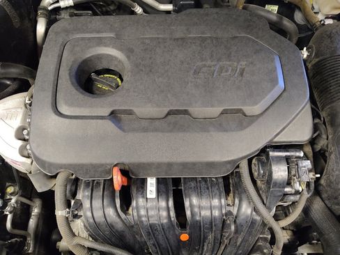 Used 2021 Hyundai Tucson Sport w/ Cargo Package image 30