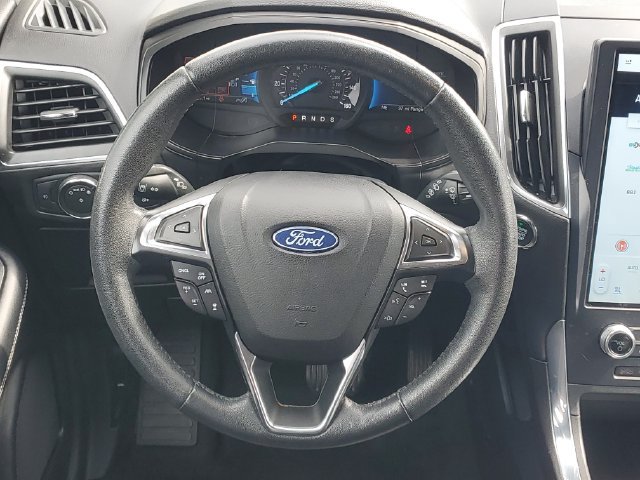Used 2022 Ford Edge Titanium w/ Equipment Group 301A AWD/4WD image 14